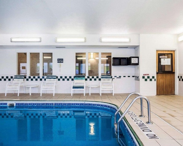 Quality Inn & Suites Des Moines Airport image 2